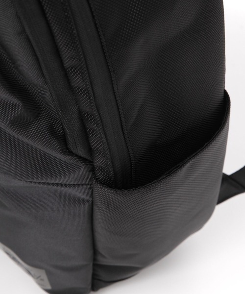 niko and...（ニコアンド）の「アソートスクエアデイバッグ（バックパック/リュック・メンズ・ブラック/その他1・FREE）」の3枚目の写真