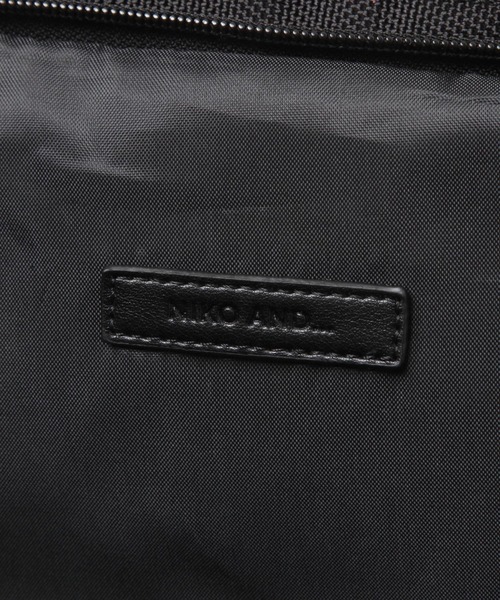 niko and...（ニコアンド）の「アソートスクエアデイバッグ（バックパック/リュック・メンズ・ブラック/その他1・FREE）」の16枚目の写真