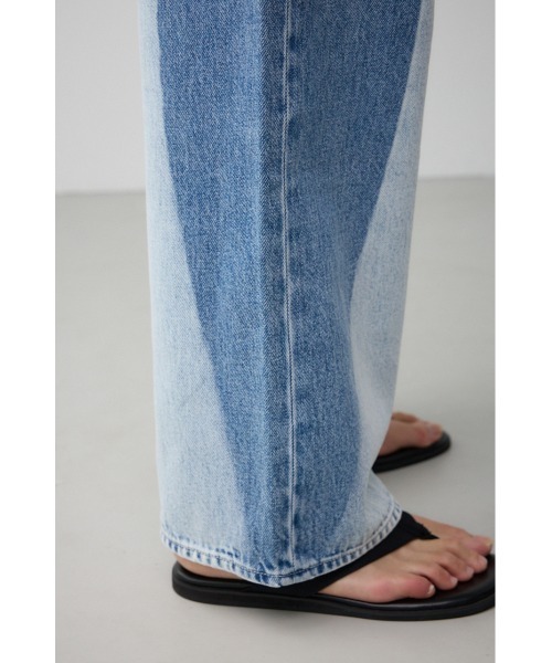 AZUL by moussy（アズールバイマウジー）の「AZUL DENIMサークルブリーチワイド（デニムパンツ・メンズ・ライトブラック/ライトブルー・MEDIUM/LARGE）」の22枚目の写真