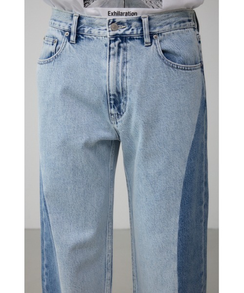 AZUL by moussy（アズールバイマウジー）の「AZUL DENIMサークルブリーチワイド（デニムパンツ・メンズ・ライトブラック/ライトブルー・MEDIUM/LARGE）」の4枚目の写真