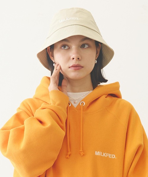MILKFED.（ミルクフェド）の「STENCIL LOGO BUCKET HAT（ハット・レディース・ベージュ/ブラック/ライトブルー・ONE SIZE）」の3枚目の写真