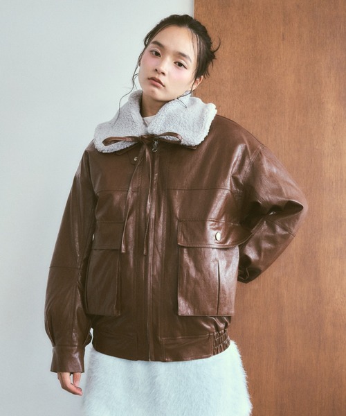 poiregnee(ポワニェ)の「2WAYボアカラージャケット(ブルゾン・レディース・ライトブルー/ブラック/ブラウン・FREE)」の9枚目の写真