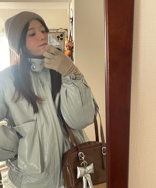 poiregnee(ポワニェ)の「2WAYボアカラージャケット(ブルゾン・レディース・ライトブルー/ブラック/ブラウン・FREE)」の11枚目の写真