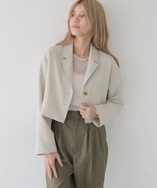 CLEIO(クレイオ)の「【CLEIO】クロップドテーラードジャケット/CROPPED TAILORED JACKET/922-12610(テーラードジャケット・レディース・ブラック/ライトベージュ/ライトオリーブ・FREE)」の3枚目の写真