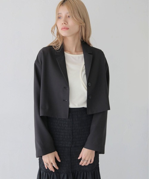 CLEIO(クレイオ)の「【CLEIO】クロップドテーラードジャケット/CROPPED TAILORED JACKET/922-12610(テーラードジャケット・レディース・ブラック/ライトベージュ/ライトオリーブ・FREE)」の2枚目の写真
