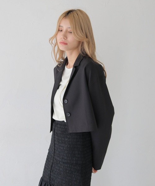 CLEIO(クレイオ)の「【CLEIO】クロップドテーラードジャケット/CROPPED TAILORED JACKET/922-12610(テーラードジャケット・レディース・ブラック/ライトベージュ/ライトオリーブ・FREE)」の20枚目の写真