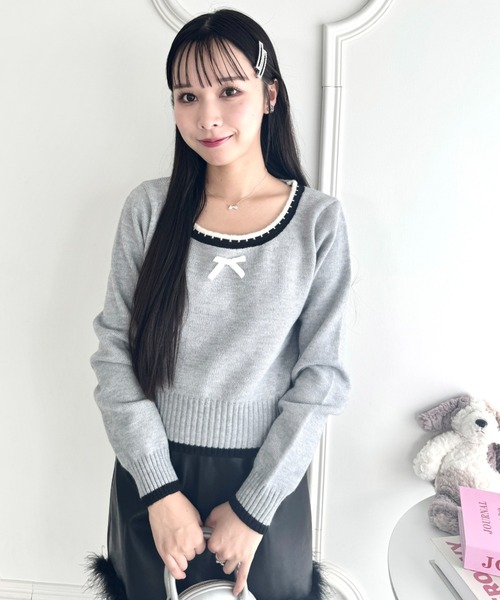Loueme(ルエム)の「バイカラープチリボンニットトップス(ニット/セーター・レディース・グレー/アイボリー・FREE)」の14枚目の写真