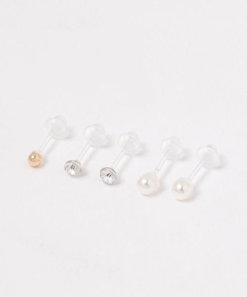 LAKOLE（ラコレ）の「パールビジュー樹脂ポストピアス5点セット / 139699（ピアス（両耳用）・レディース・その他1/その他2・FREE）」の2枚目の写真