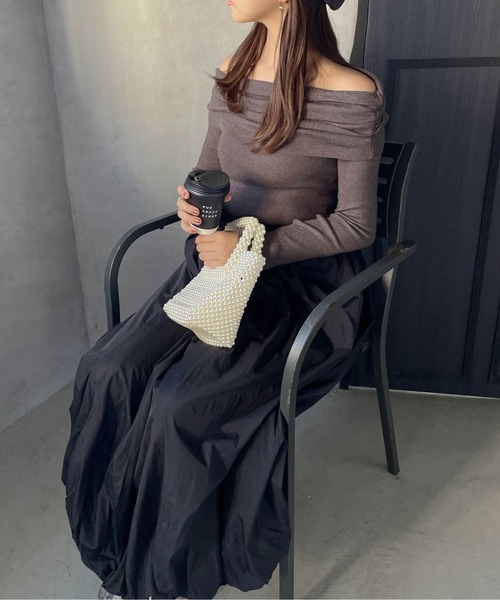 ketty cherie（ケティシェリー）の「オフショルニットトップス≪手洗い可能≫（ニット/セーター・レディース・ブラック/チャコールグレー・M）」の3枚目の写真