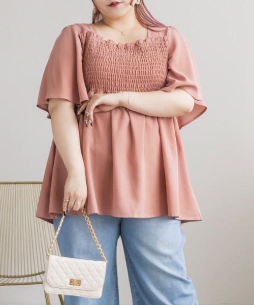 CLETTE(クレット)の「フレア袖シャーリングブラウス(シャツ/ブラウス・レディース・ブラック/オフホワイト/ピンク・LL/3L/4L)」の17枚目の写真