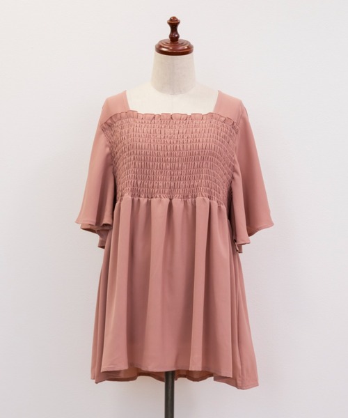 CLETTE(クレット)の「フレア袖シャーリングブラウス(シャツ/ブラウス・レディース・ブラック/オフホワイト/ピンク・LL/3L/4L)」の13枚目の写真