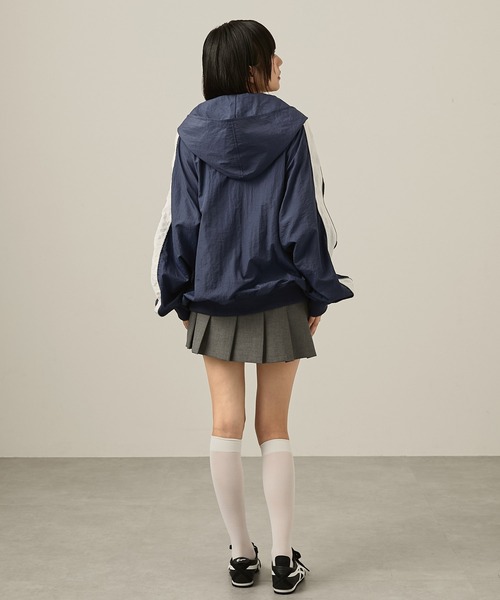 セール】【Snap club】ロゴ刺繍サイドラインナイロンフード
