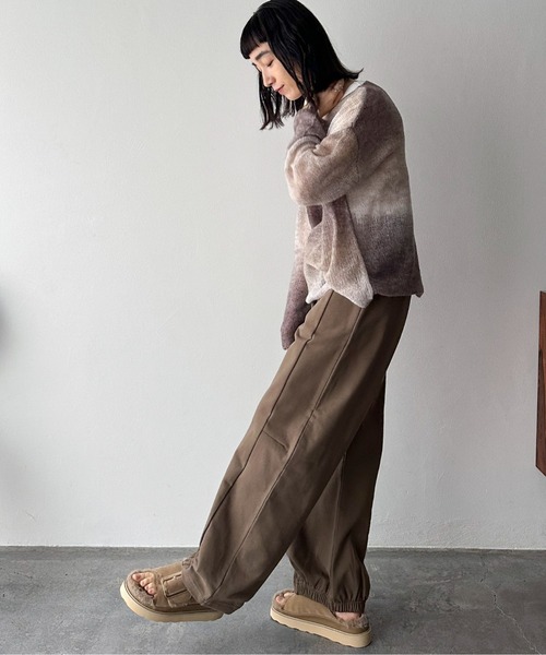 Doux archives（ドゥアルシーヴ）の「カーブスウェットパンツ（スウェットパンツ・レディース・グレー/ブラウン/ネイビー・38）」の7枚目の写真