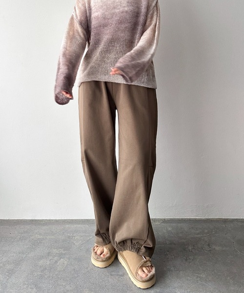 Doux archives（ドゥアルシーヴ）の「カーブスウェットパンツ（スウェットパンツ・レディース・グレー/ブラウン/ネイビー・38）」の9枚目の写真