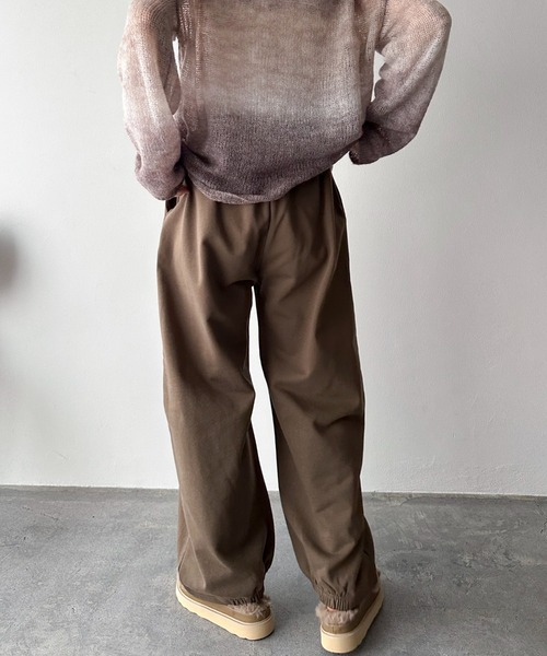 Doux archives（ドゥアルシーヴ）の「カーブスウェットパンツ（スウェットパンツ・レディース・グレー/ブラウン/ネイビー・38）」の11枚目の写真