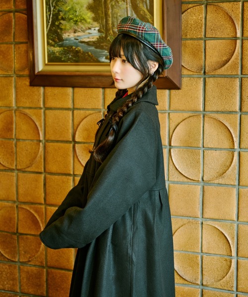 kutir（クティール）の「【クティールとレトロ】チェックボウタイ襟付きマルチウェイステンカラーコート（ステンカラーコート・レディース・オフホワイト/ネイビー/レッド/ブラック・FREE）」の21枚目の写真