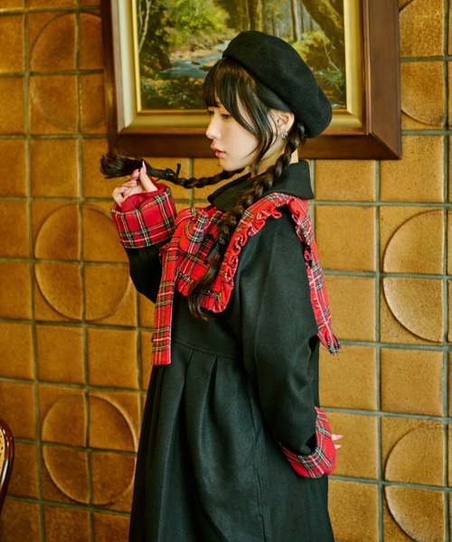 kutir（クティール）の「【クティールとレトロ】チェックボウタイ襟付きマルチウェイステンカラーコート（ステンカラーコート・レディース・オフホワイト/ネイビー/レッド/ブラック・FREE）」の12枚目の写真