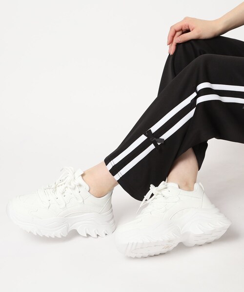 cs T&P（シーエスティーアンドピー）の「厚底ダット韓国風スニーカー（スニーカー・レディース・ブラック/ベージュ/ホワイト・L/M/LL）」の19枚目の写真