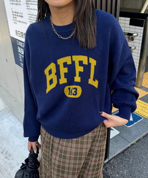 CIAOPANIC(チャオパニック)の「カレッジロゴスウェットライクニットプルオーバー(ニット/セーター・レディース・ネイビー/グレー/レッド/アイボリー・ONE SIZE)」の3枚目の写真