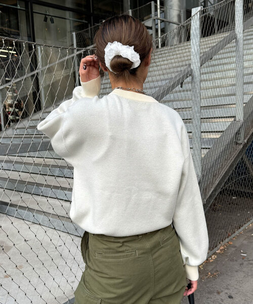 CIAOPANIC(チャオパニック)の「カレッジロゴスウェットライクニットプルオーバー(ニット/セーター・レディース・ネイビー/グレー/レッド/アイボリー・ONE SIZE)」の8枚目の写真