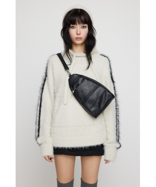 LAGUA GEM(ラグアジェム)の「SIDE LINE HOODIE ニット(ニット/セーター・レディース・チャコールグレー/ブラック/ライトグレー・FREE)」の19枚目の写真