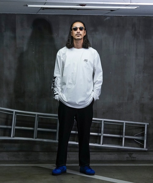 THRASHER(スラッシャー)の「THRASHERSKATE AND DESTROY emb L/S T-SHIRTS/スラッシャーリラックスシルエットブランドロゴスリーブプリント長袖Tシャツ(Tシャツ/カットソー・メンズ・ブラック/ホワイト・LARGE/MEDIUM/XX-LARGE/X-LARGE)」の3枚目の写真