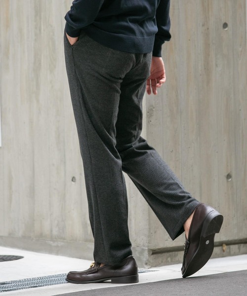 URBAN RESEARCH ROSSO MEN（アーバンリサーチロッソメン）の「『WEB限定』ストレッチストレートストライプパンツ（スラックス・メンズ・ブラック/ブラウン・MEDIUM/LARGE）」の6枚目の写真