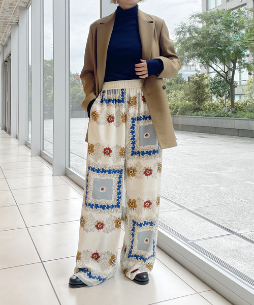 IENA LA BOUCLE(イエナラブークル)の「IENA LA BOUCLE ヒストリカルボタニーパンツ(その他パンツ・レディース・ホワイト系その他・38/36)」の2枚目の写真
