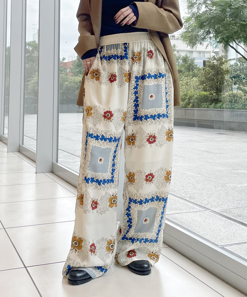 IENA LA BOUCLE(イエナラブークル)の「IENA LA BOUCLE ヒストリカルボタニーパンツ(その他パンツ・レディース・ホワイト系その他・38/36)」の3枚目の写真