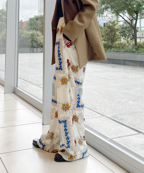 IENA LA BOUCLE(イエナラブークル)の「IENA LA BOUCLE ヒストリカルボタニーパンツ(その他パンツ・レディース・ホワイト系その他・38/36)」の4枚目の写真