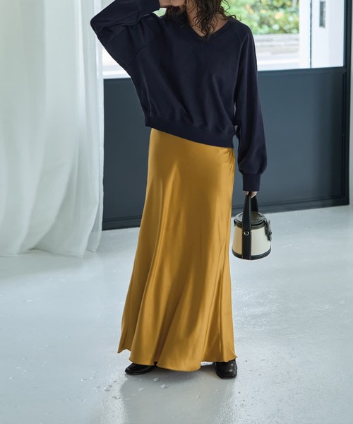 STYLE DELI（スタイルデリ）の「バイヤスサテンマーメイドスカート（スカート・レディース・イエローゴールド/ブラウン/ライトブルー/ブラック・MEDIUM/SMALL）」の4枚目の写真