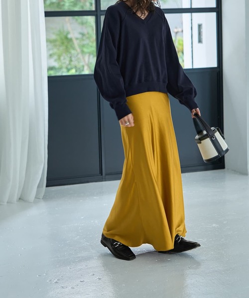 STYLE DELI（スタイルデリ）の「バイヤスサテンマーメイドスカート（スカート・レディース・イエローゴールド/ブラウン/ライトブルー/ブラック・MEDIUM/SMALL）」の16枚目の写真