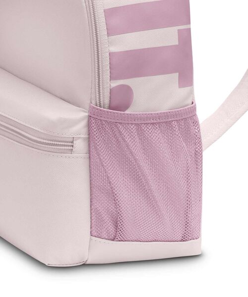NIKE(ナイキ)の「ナイキ ブラジリア JDI キッズ ミニ バックパック (11L) / Nike Brasilia JDI Kids' Mini Backpack (11L) DR6091-019 Platinum Violet(バックパック/リュック・キッズ・パープル系その他・ONE SIZE)」の7枚目の写真