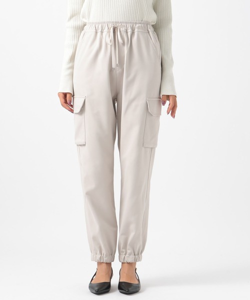 BAYFLOW（ベイフロー）の「[冬もあったか]裏起毛ドロストカーゴパンツ（カーゴパンツ・レディース・カーキ/グレイッシュベージュ/ブラック・MEDIUM/SMALL）」の18枚目の写真