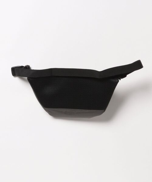 Dickies（ディッキーズ）の「【Dickies】TEXT LOGO WAISTBAG / ディッキーズ テキストロゴ ウエストバッグ（ボディバッグ/ウエストポーチ・メンズ・チャコール/グレー/ライトブラウン/ブラック・FREE）」の5枚目の写真