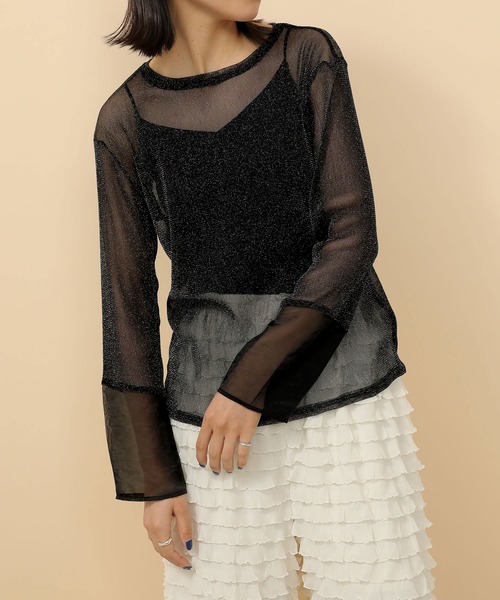 en CAnAF（エンカナフ）の「袖シアーラメ ベーシックカットソー トップス（Tシャツ/カットソー・レディース・チャコールグレー/ブラック/ベージュ・フリー）」の2枚目の写真