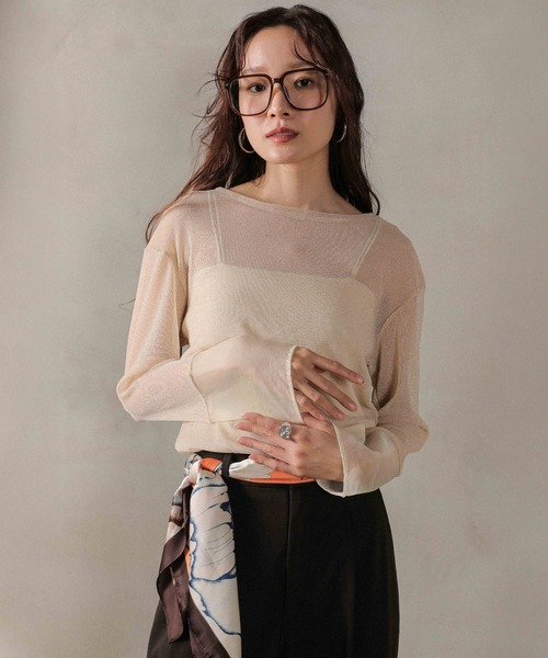 en CAnAF（エンカナフ）の「袖シアーラメ ベーシックカットソー トップス（Tシャツ/カットソー・レディース・チャコールグレー/ブラック/ベージュ・フリー）」の14枚目の写真