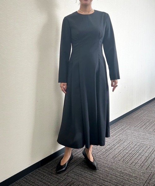 norc ワンピース　ウォシャブルタックフレアワンピースサイズ1　n.o.r.c ウォシャブルタックフレアワンピース【CLEAN MOTION】 N.O.R.C｜クロス