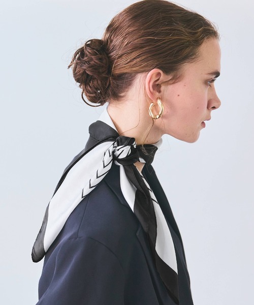 coca（coca）（コカ）の「とろみスカーフ（バンダナ/スカーフ・レディース・ブラック/アイボリー・ONE SIZE）」の10枚目の写真