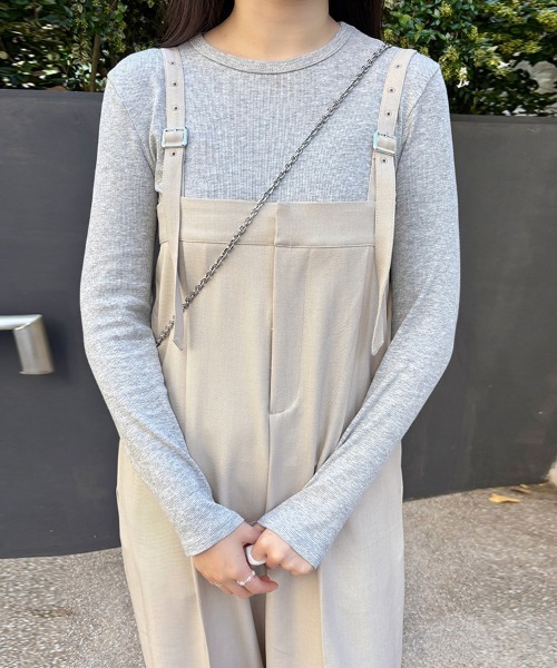 Doux Belle（ドゥーベル）の「Iラインシルエットハイウエストサロペット（サロペット/オーバーオール・レディース・ライトベージュ/グレー/ブラック・MEDIUM）」の7枚目の写真