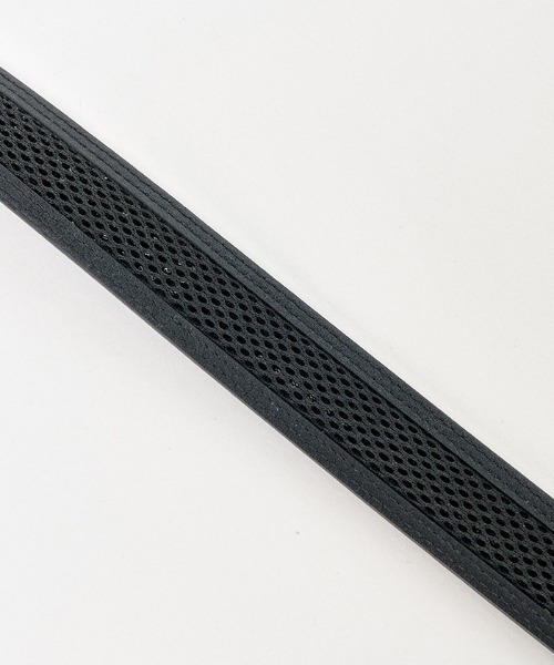 MUNSINGWEAR(マンシングウェア)の「ロゴパンチング 通気ベルト(ベルト・メンズ・ネイビー/カーキ/ホワイト/ブラック・F)」の14枚目の写真