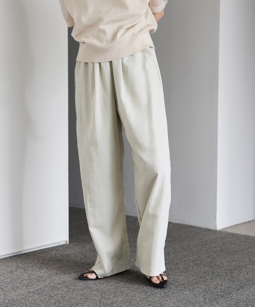 select MOCA Et(セレクトモカエト)の「【Et】Tuck Easy Pants(その他パンツ・レディース・グレイッシュベージュ/ブラック・MEDIUM/LARGE)」の12枚目の写真