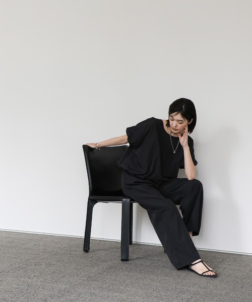 select MOCA Et(セレクトモカエト)の「【Et】Tuck Easy Pants(その他パンツ・レディース・グレイッシュベージュ/ブラック・MEDIUM/LARGE)」の9枚目の写真