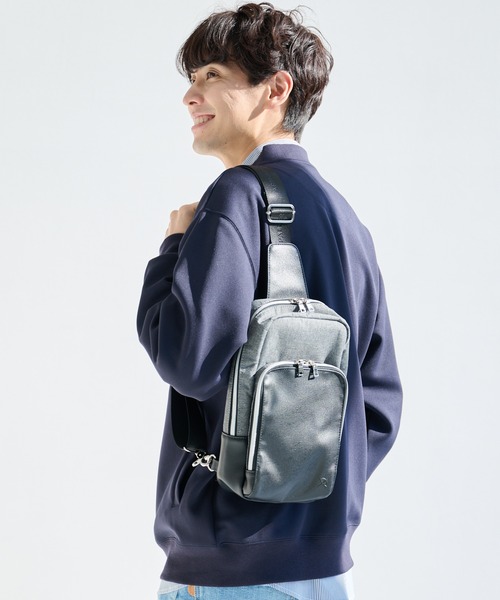 Arnold Palmer（アーノルドパーマー）の「メランジオックス パネル ボディバッグ（ボディバッグ/ウエストポーチ・メンズ・ブラック/チャコールグレー/グレー・F）」の6枚目の写真