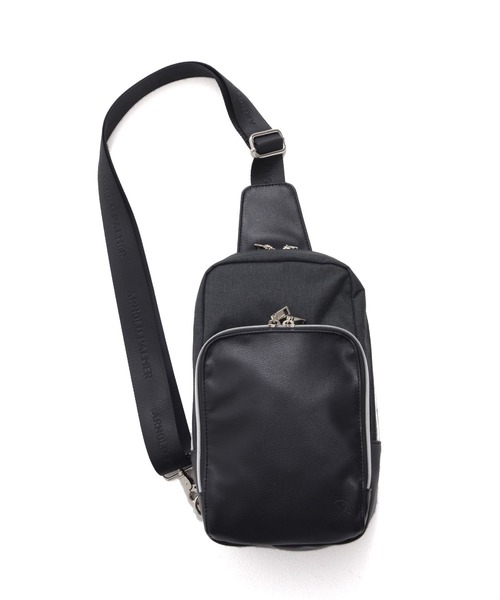 Arnold Palmer（アーノルドパーマー）の「メランジオックス パネル ボディバッグ（ボディバッグ/ウエストポーチ・メンズ・ブラック/チャコールグレー/グレー・F）」の16枚目の写真