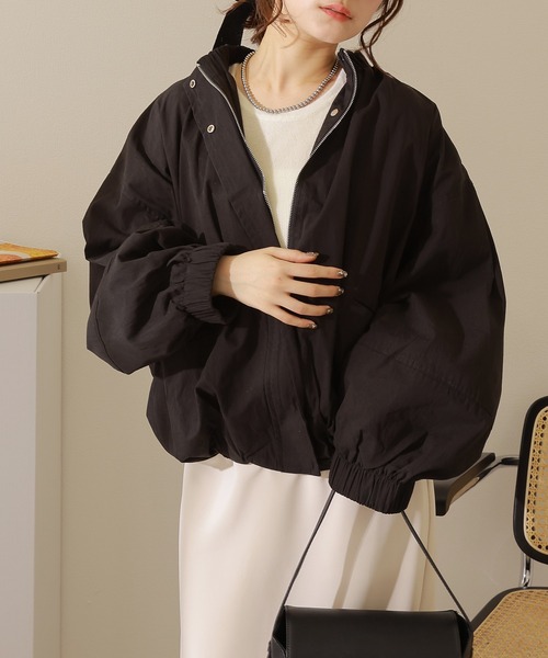 LAULEN(ローレン)の「stand collar gather blouson /スタンドカラー 比翼 ボリュームスリーブ ギャザー ブルゾン(ブルゾン・レディース・アイボリー/ブラック・FREE)」の1枚目の写真