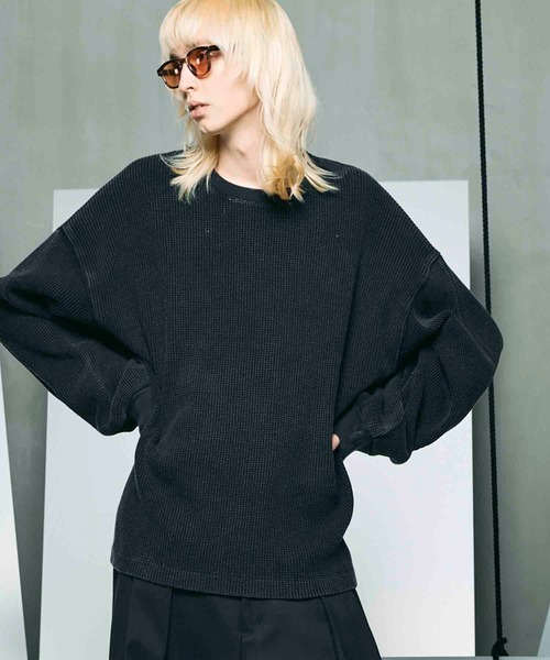 MAISON SPECIAL(メゾンスペシャル)の「《UNISEX》Prime-Over Waffle Long Sleeve T-Shirt/プライムオーバーワッフルロングスリーブTシャツ【MAISON SPECIAL/メゾンスペシャル】(Tシャツ/カットソー・メンズ・オフホワイト/パープル/ブラック・1/2)」の2枚目の写真