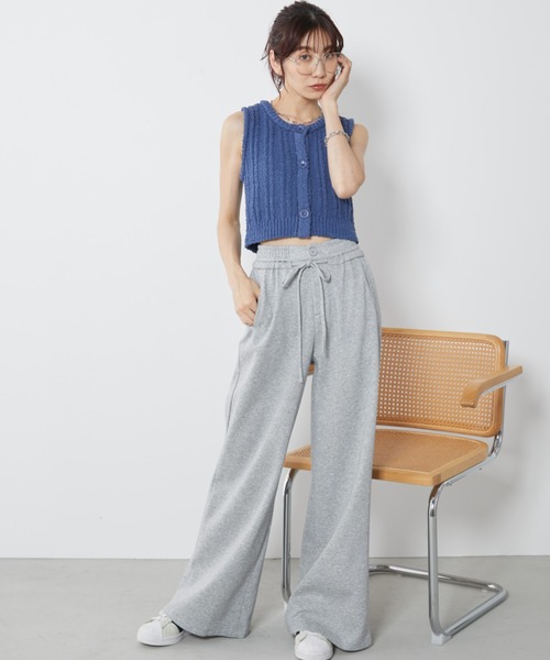 Auntie Rosa Holiday(アンティローザホリデー)の「スラブヤーンショートニットベスト(ベスト・レディース・ネイビー/ブラック/アイボリー・FREE)」の9枚目の写真