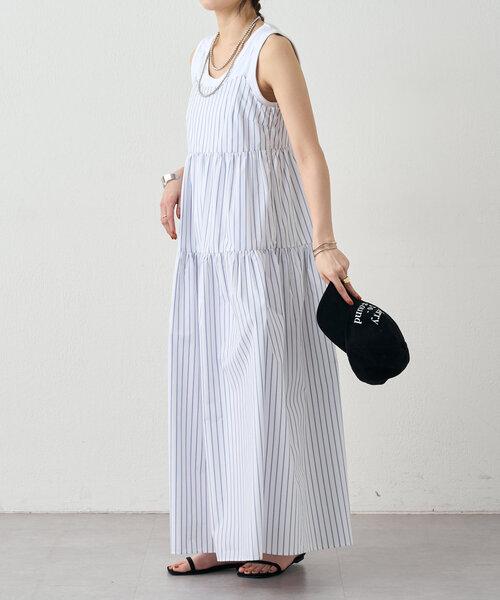 SHENERY（シーナリー）の「《サイズ展開あり》ストライプティアードキャミドレス（ワンピース・レディース・オフホワイト/ブルー・36/38）」の7枚目の写真