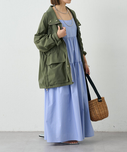 SHENERY（シーナリー）の「《サイズ展開あり》ストライプティアードキャミドレス（ワンピース・レディース・オフホワイト/ブルー・36/38）」の17枚目の写真